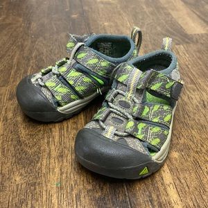 Keen sandals, toddler size 4.